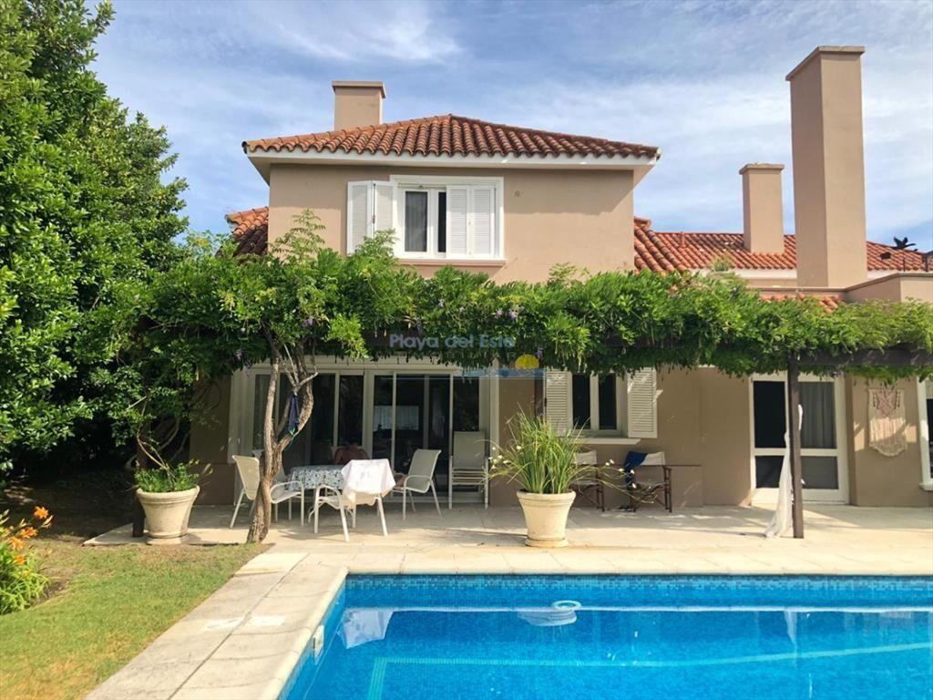 Casa en Venta de 7 dormitorios en Punta del este