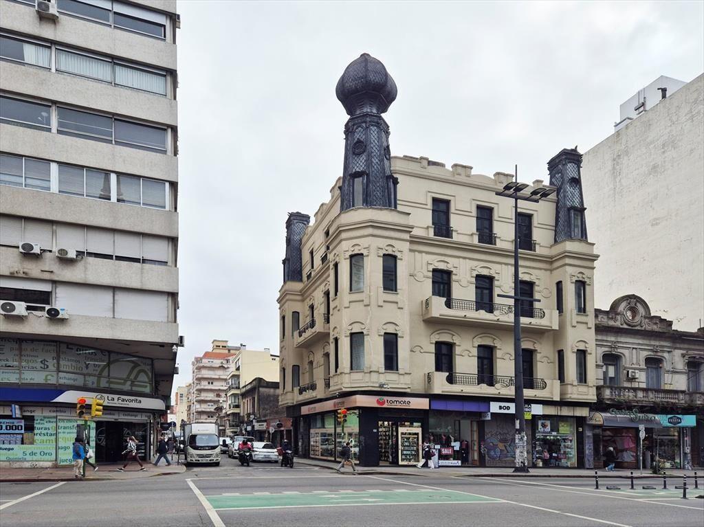 ALQUILER - OFICINAS - CENTRO - EDIFICIO de TRES PISOS -