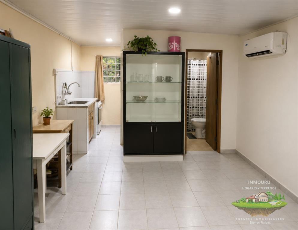 Se Vende Hermosa Casa en Barros Blancos