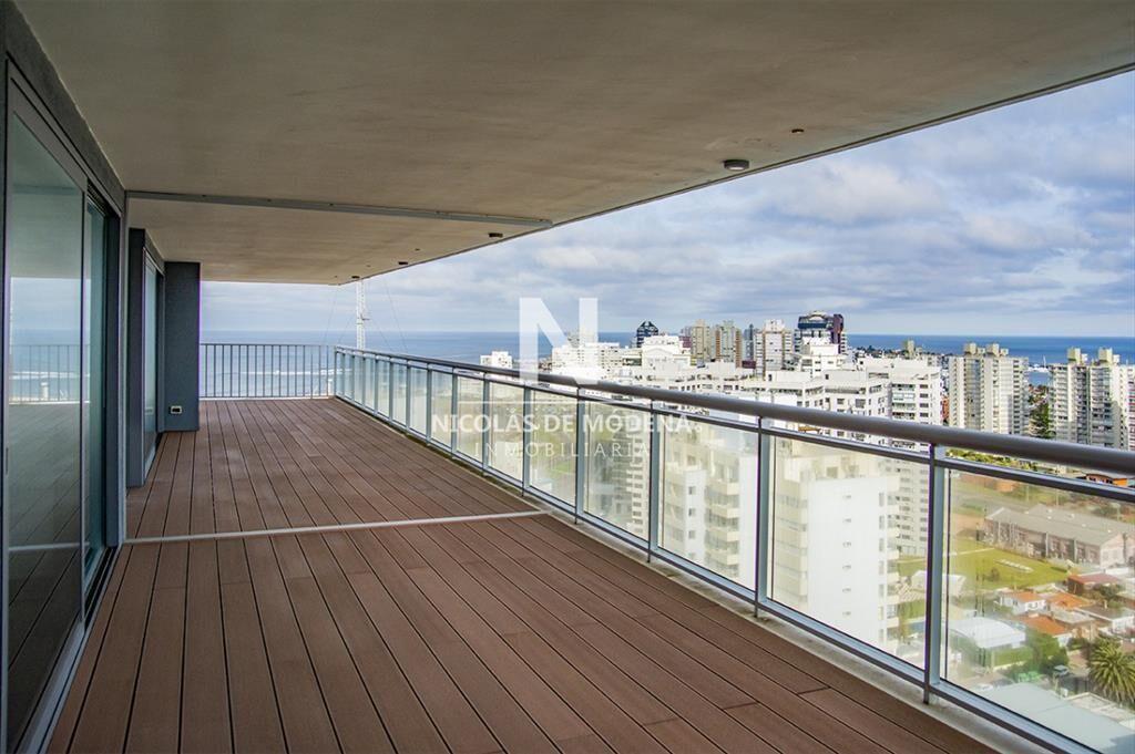 Espectacular departamento, de 3 habitaciones, a