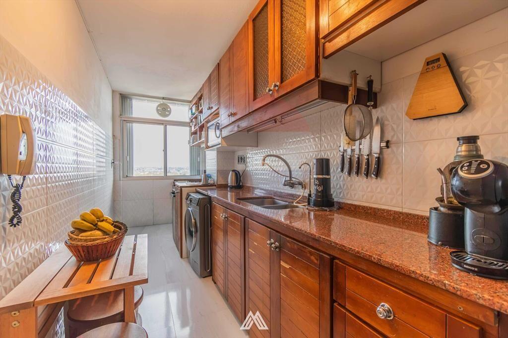 Venta Apartamento 4 Dormitorios y Garaje en Malvín