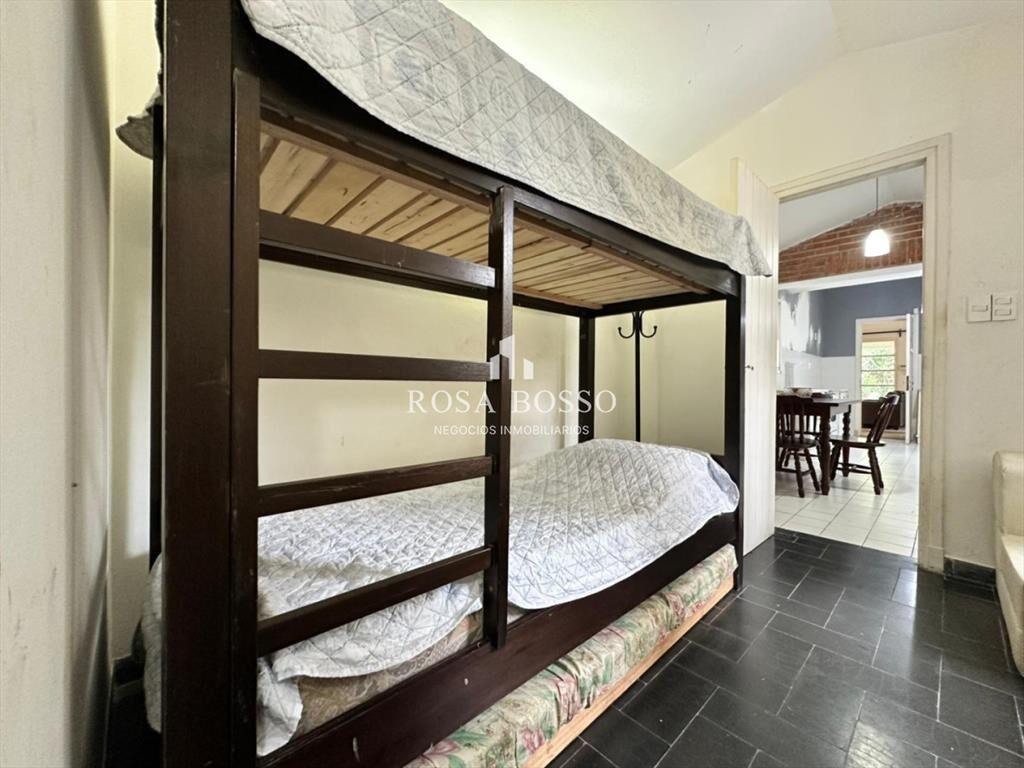 Casa de 3 dormitorios en venta en Cantegril