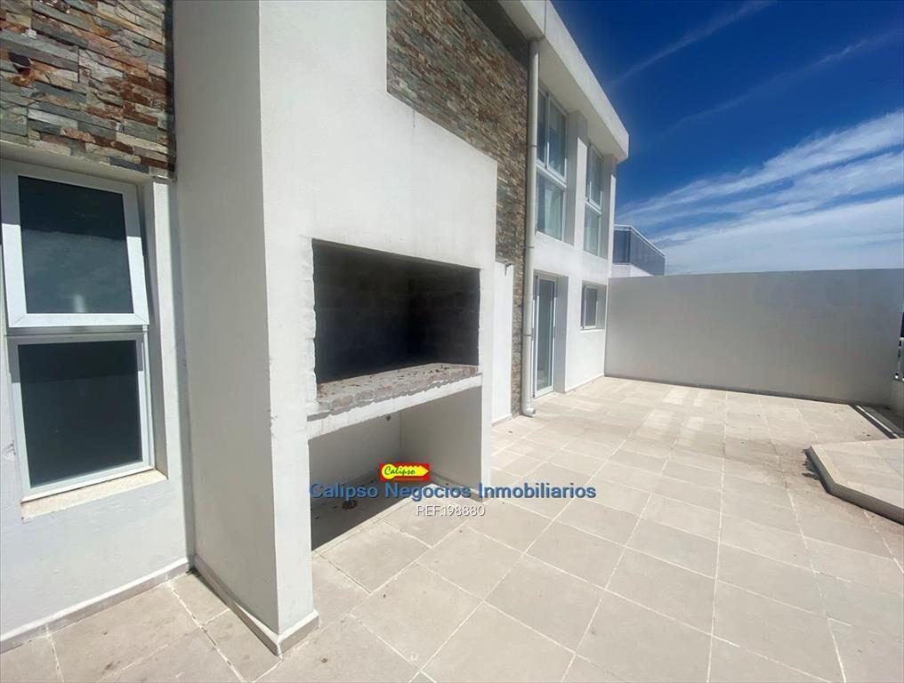 Venta con renta - Atlántida- Apartamento - 2 dormitorios -P