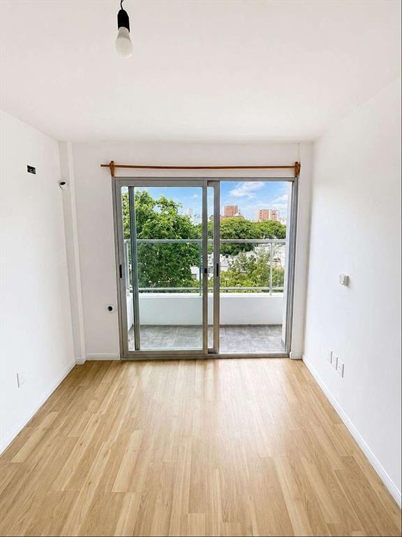 MONOAMBIENTE EN VENTA AL FRENTE CON BALCÓN