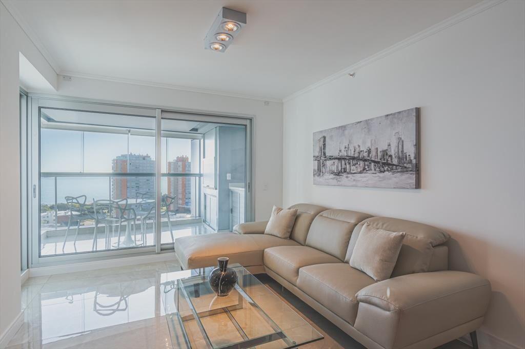 VENTA DE APARTAMENTO DE 2 DORMITORIOS EN MANSA PUNTA DEL E