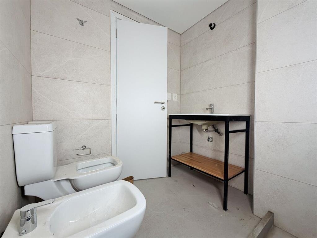 Venta apartamento 1 dormitorio con patio en Cordón a estren