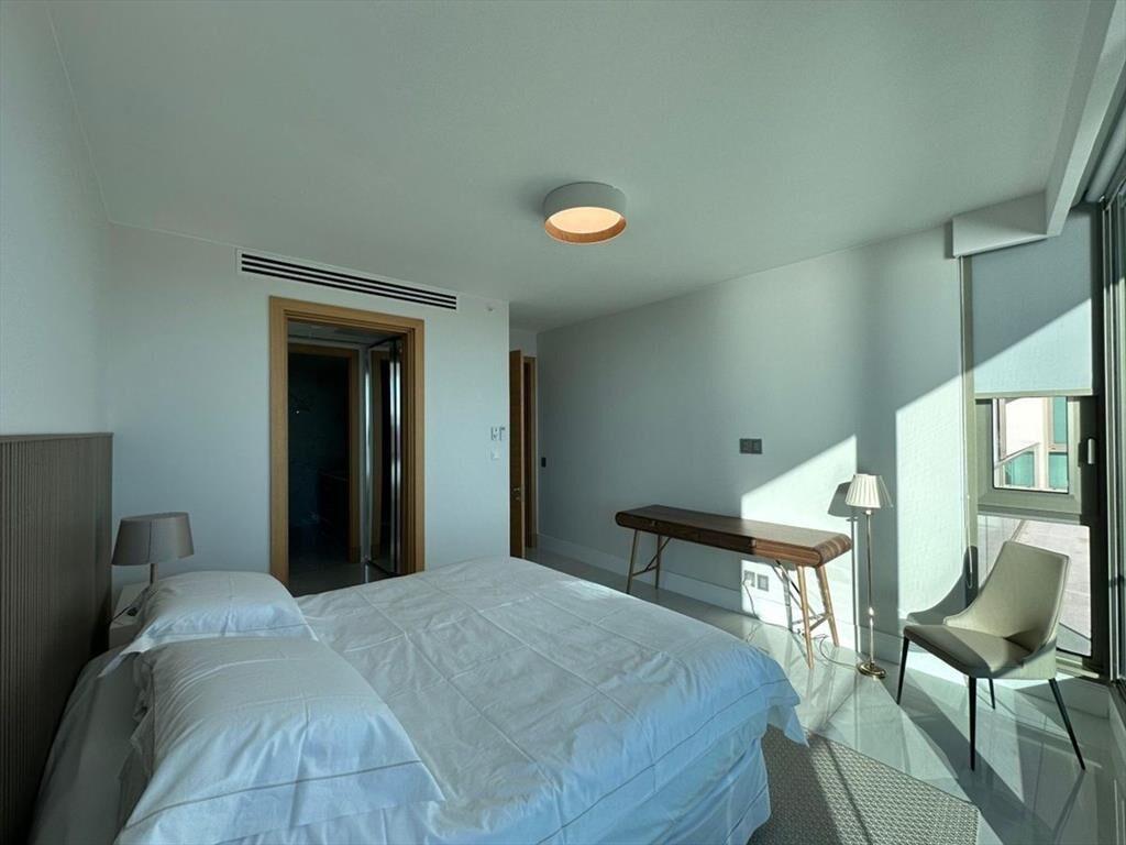Apartamento 3 dormitorios en alquiler en Fendi