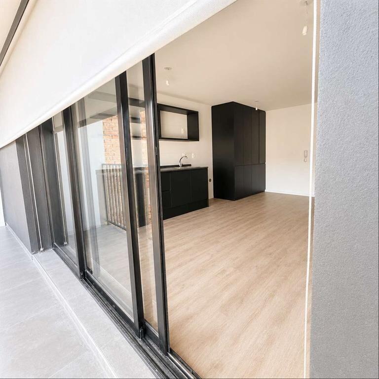 1 Dormitorio en alquiler, conexión para lavarropa, balcón,