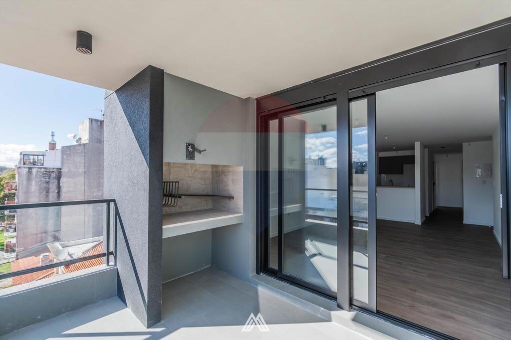 VENDO APARTAMENTO 2 DORMITORIOS MALVIN PARRILLERO