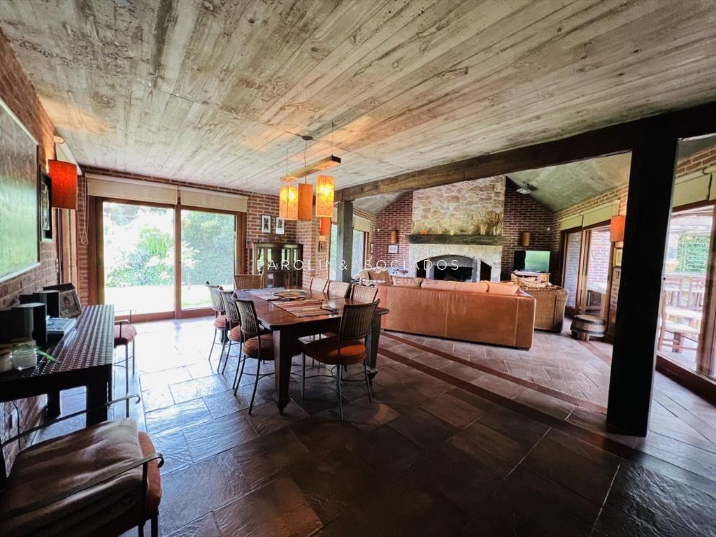 Casa en venta de 4 dormitorios en Country, Punta