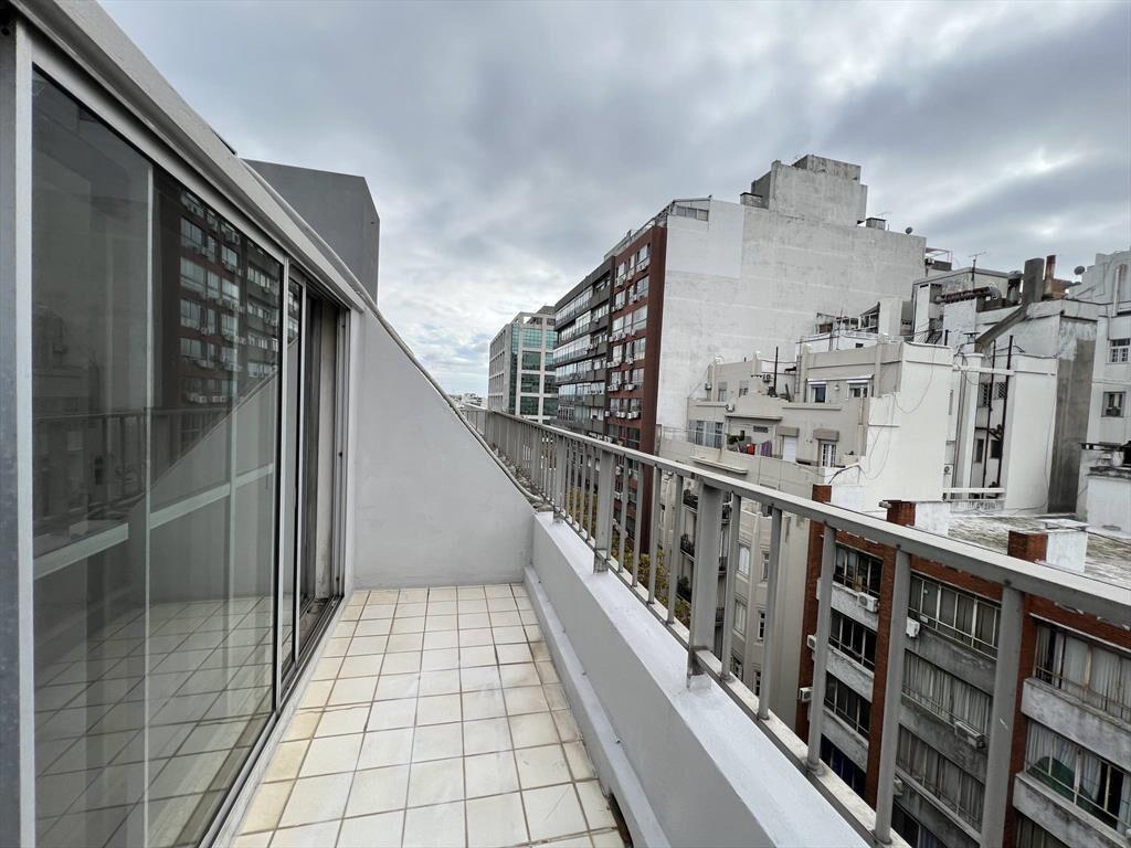 Venta de Oficina con garage en Centro
