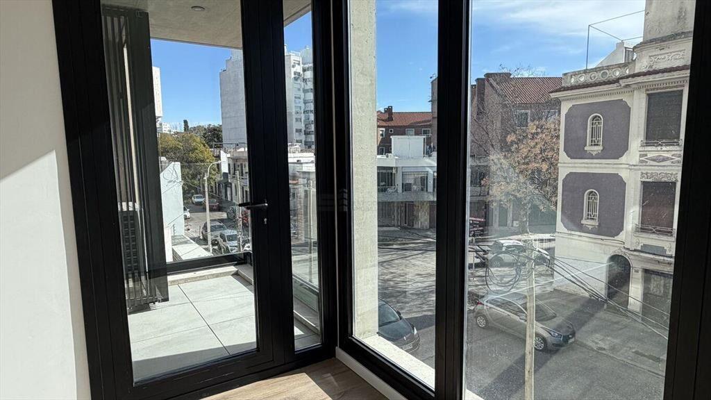 Si Alquila apartamento 1 dormitorio a estrenar balcón Pocit