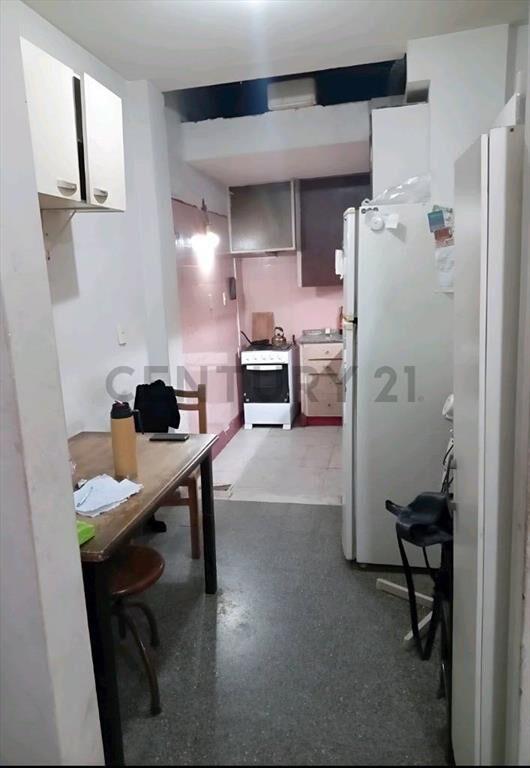 CASA 2 DOR / JARDIN/ ENTRADA AUTO/ PARRILLERO. ACEPTA BAN...