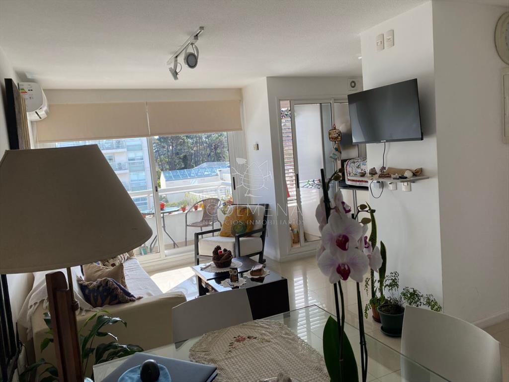 Departamento de 1 dormitorio en venta en torre