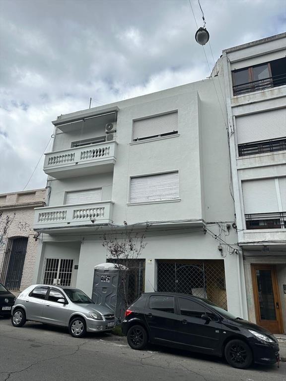 VENDO LOCAL COMERCIAL / DEPOSITO EN CORDON SUR