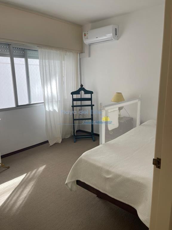 Apartamento de 4 dormitorios en edificio Fontaine