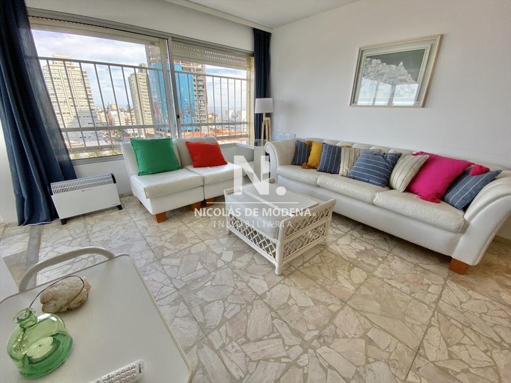Apartamento en Peninsula, 3 dormitorios