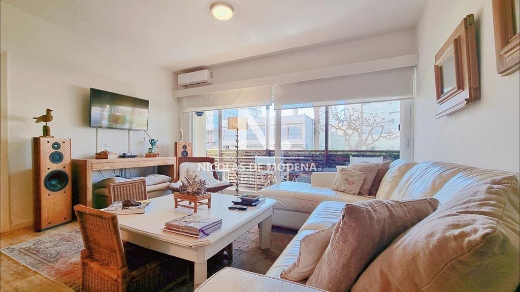 Apartamento moderno en Peninsula, 3 dormitorios,