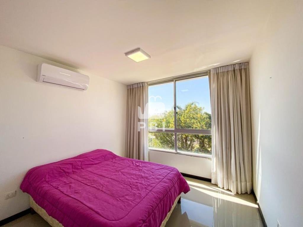 Apartamento en Punta Ballena 3 dormitorios - II -