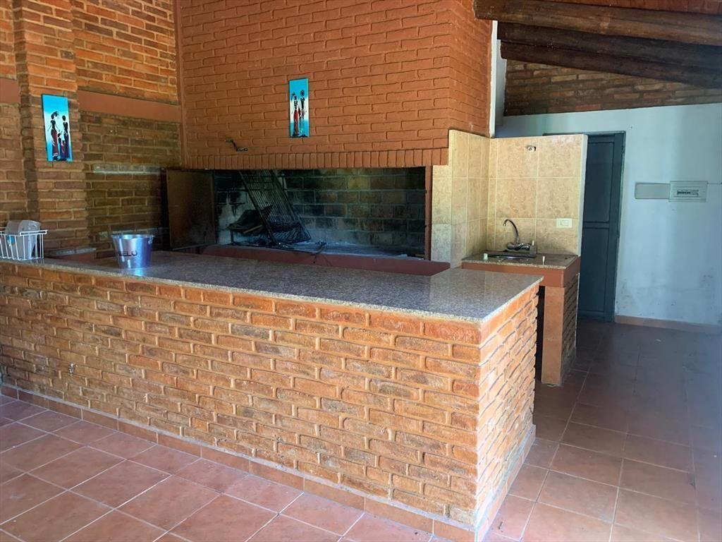 Casa con amplio parque y barbacoa en San Félix.