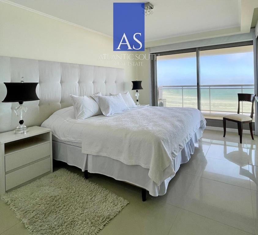 Apartamento de 3 dormitorios mas servicio primera