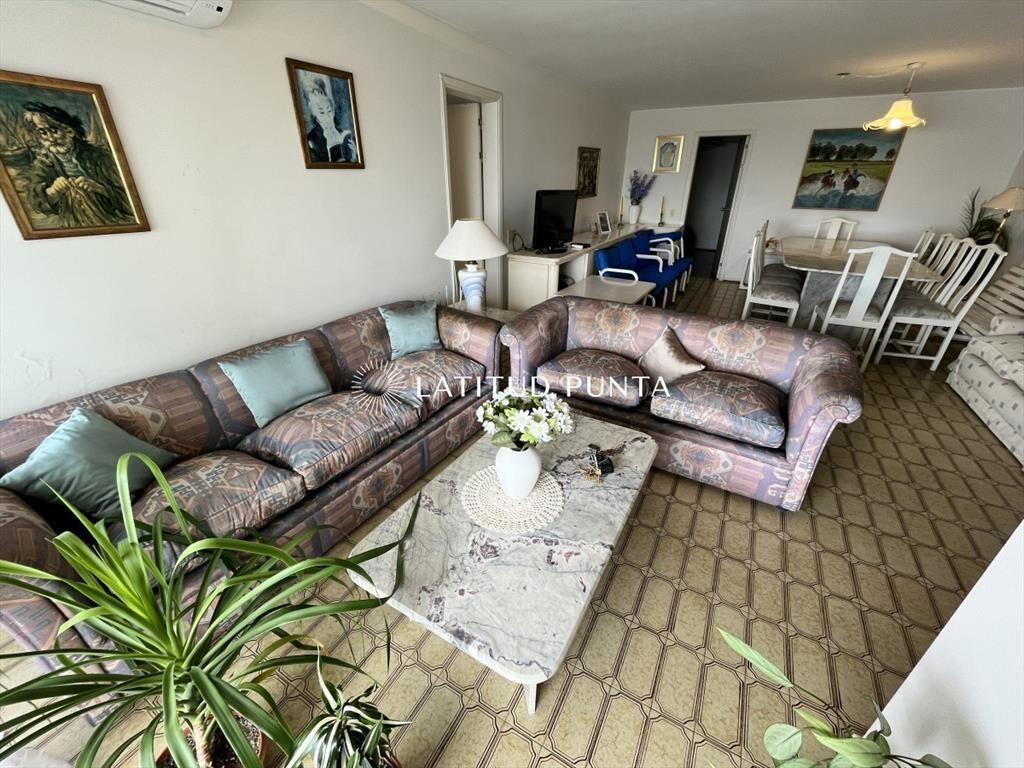 Apartamento en Peninsula, 3 dormitorios