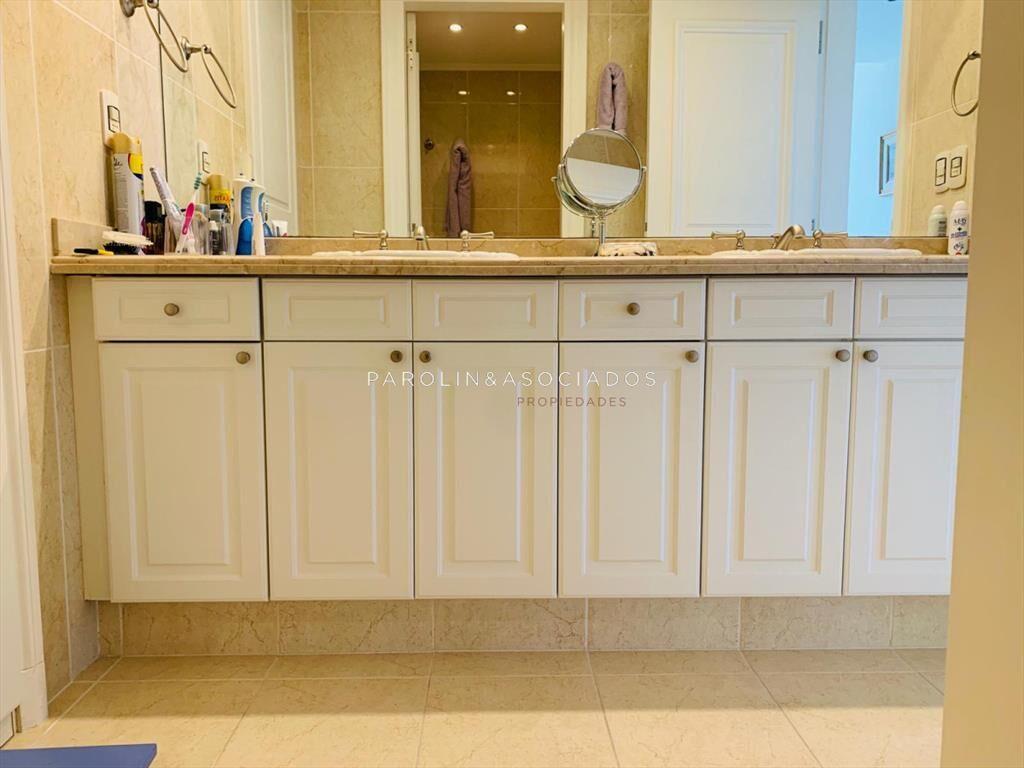 Apartamento en venta de 3 dormitorios en Le Punta