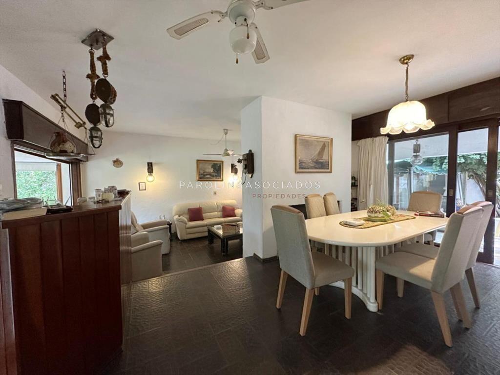 Gran Propiedad en Venta de 5 dormitorios ubicada