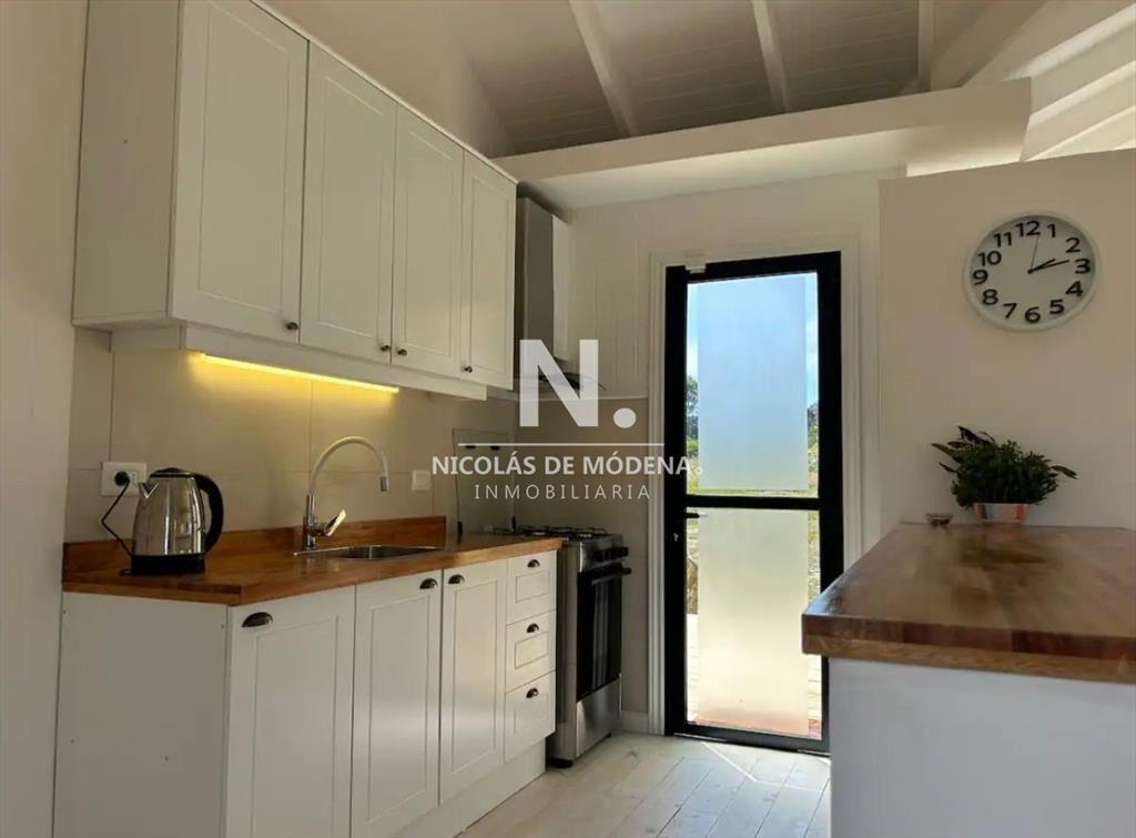 CASA EN VENTA. EN ARENAS DE JOSÃ? IGNACIO