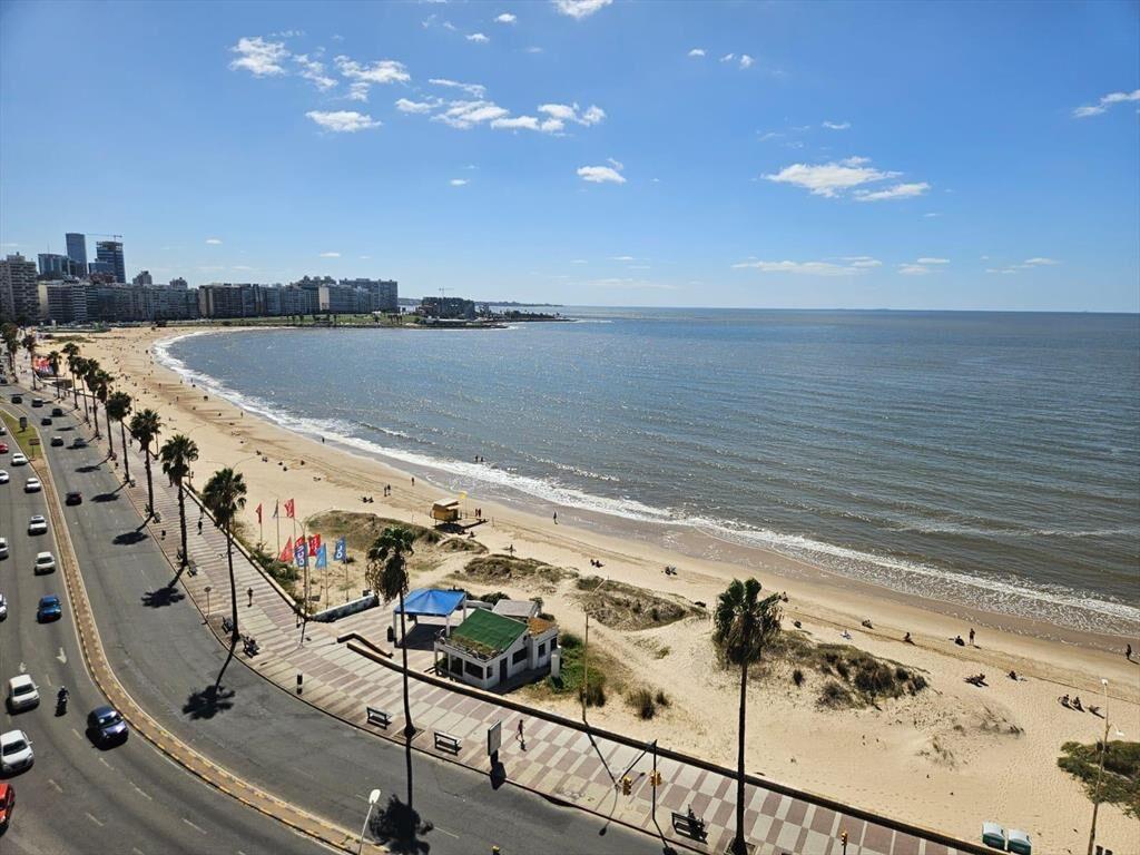 Rambla y Av Brasil, pent house, 173 m2 , gge x 2 , gran ter