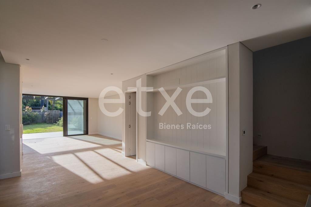 Venta de Casa Ph a Estrenar en San Nicolas...