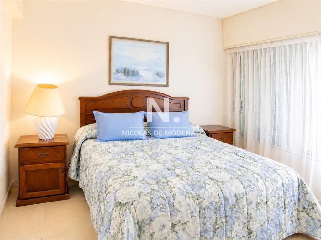 Vende y alquila apartamento de 2 dormitorios en Peninsula,