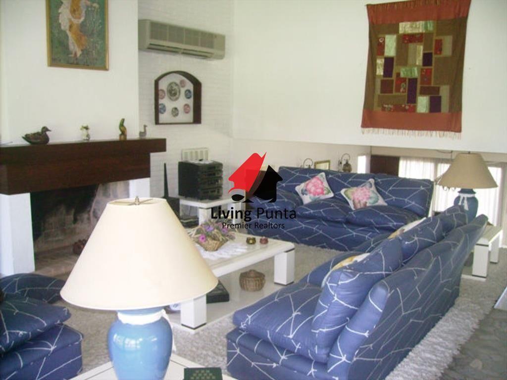 Casa en Mansa, 4 dormitorios