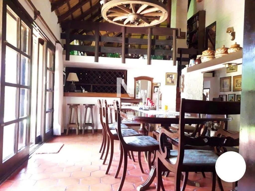 Hermosa casa en venta, Pinares Punta del este