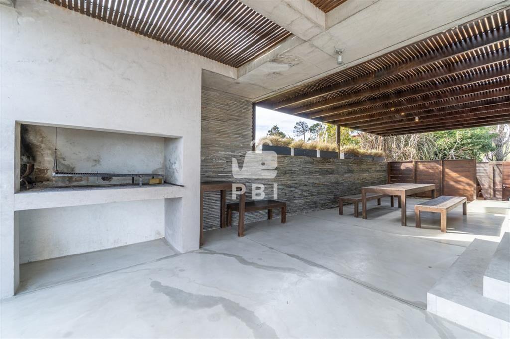 Casa en alquiler temporario de Casa de 4 dormitorios en Lom