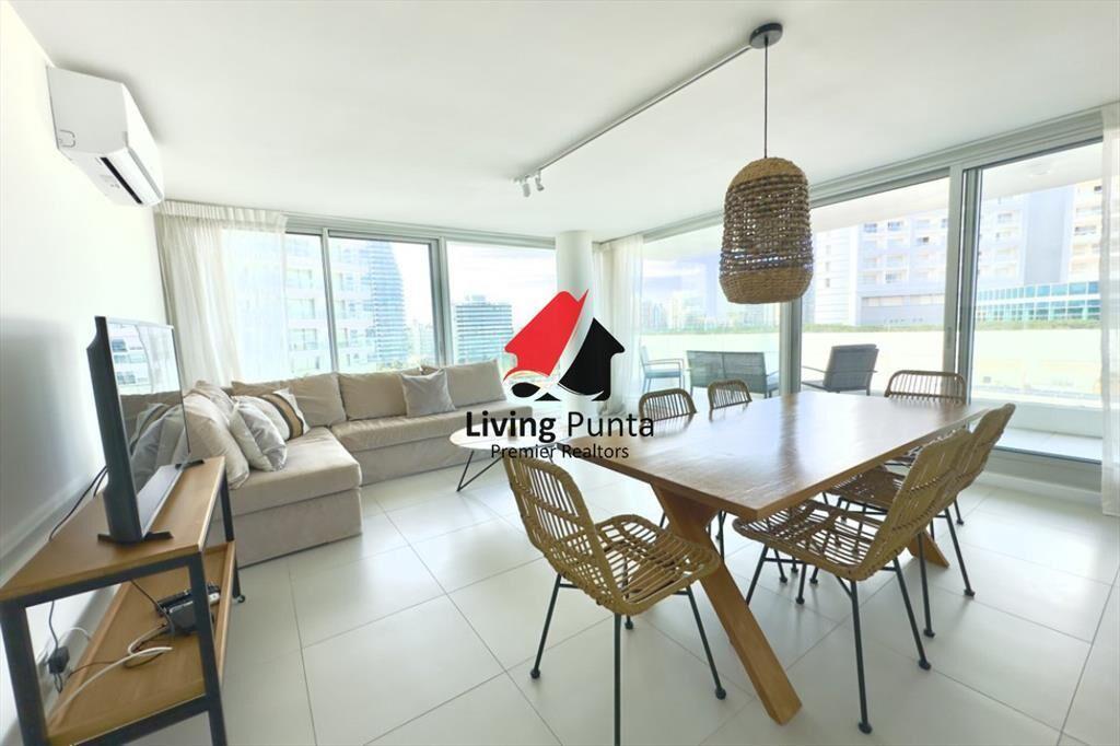 Apartamento de 2 dormitorios con vista al mar