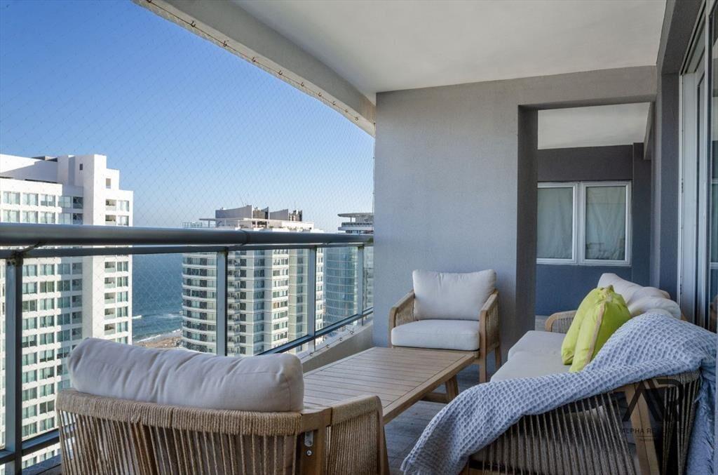 Penthouse en venta 5 dorm 5 baños c/ cochera
