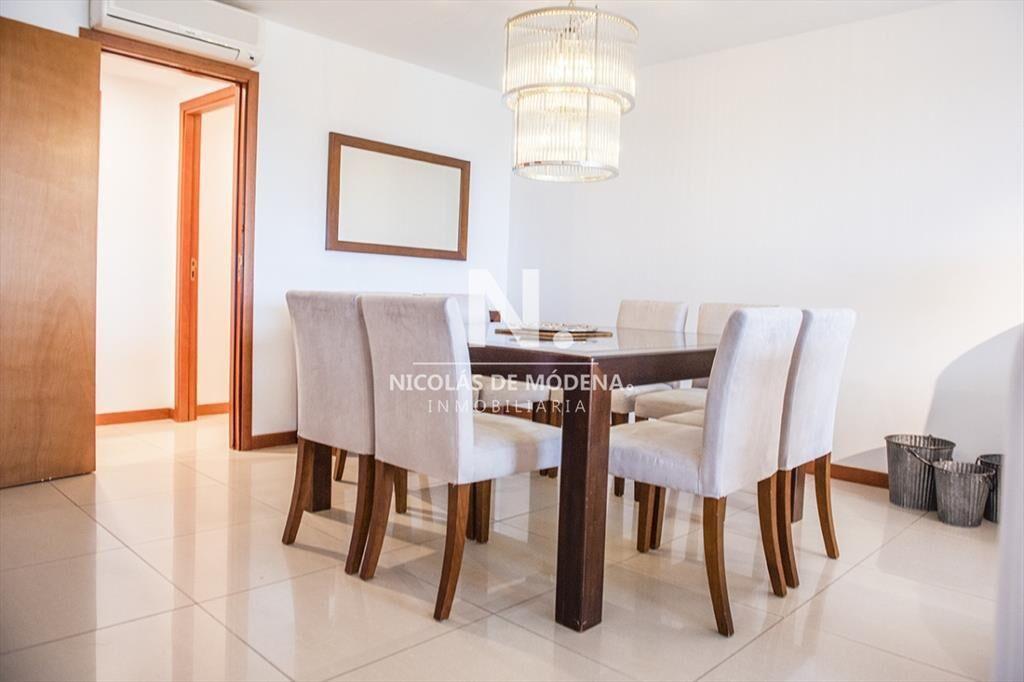 Hermoso Departamento en venta frente a Playa Brava, 3 dorm