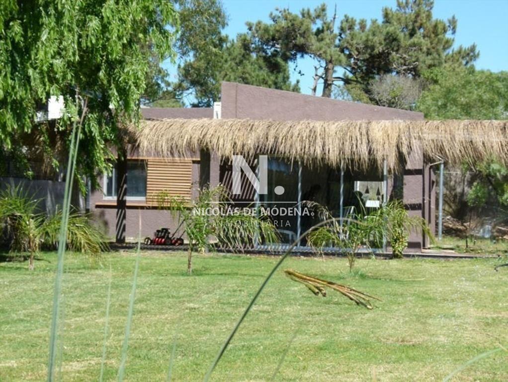 Casa en Manantiales, 3 dormitorios venta y alquiler