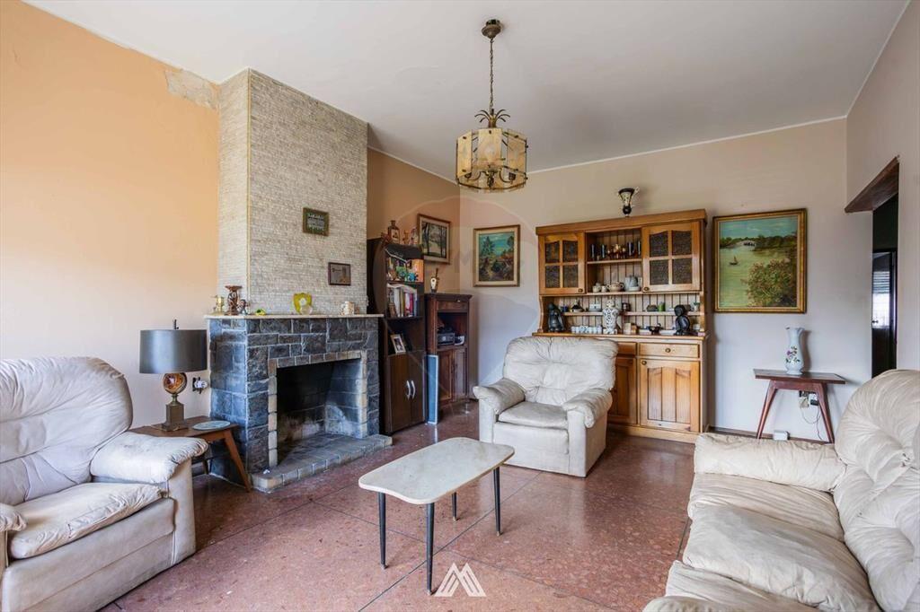VENTA CASA 3 DORM, 1 B, JARDIN, GALPON, COCHERAS