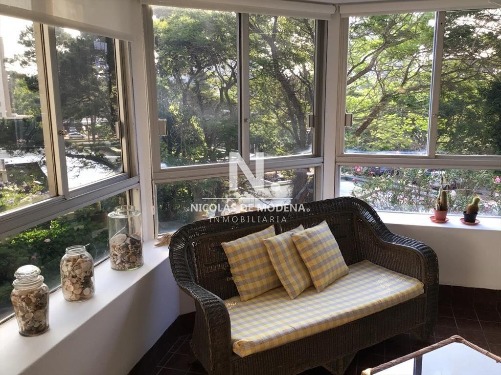 Apartamento en Venta - Piso alto - Punta del Este