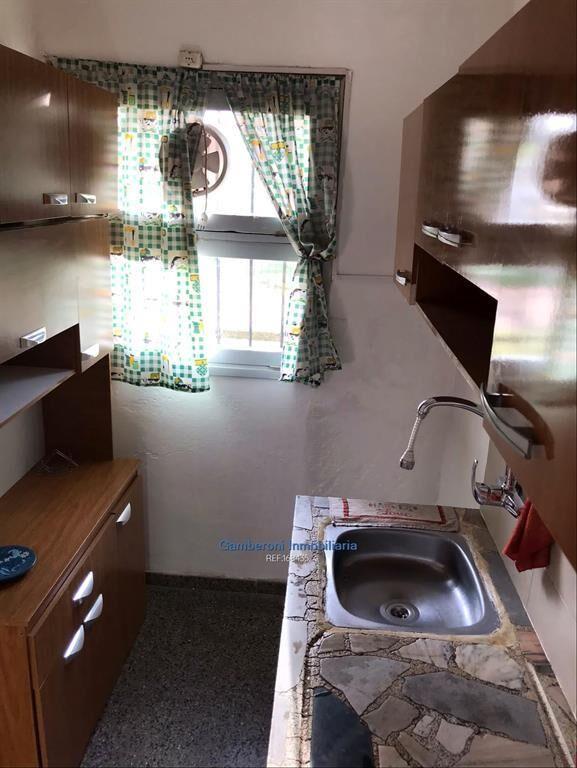 Apartamento en venta en planta baja. Está alquilado.