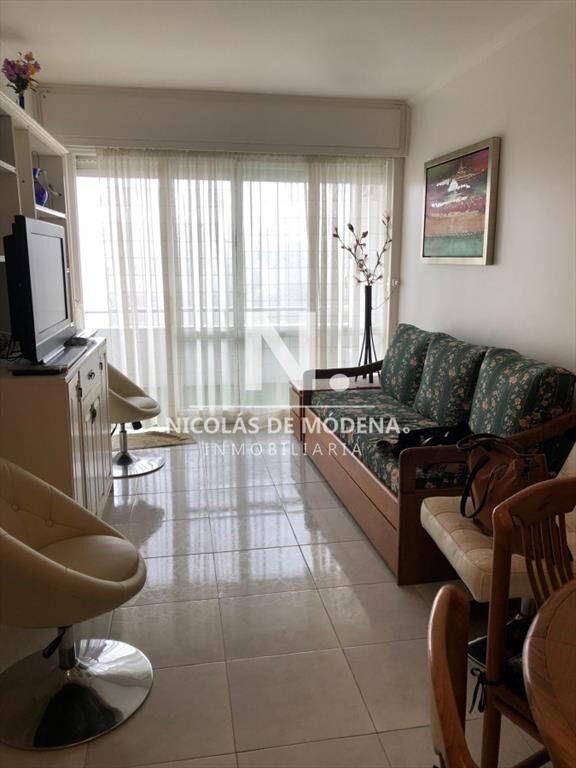 Departamento de 1 dormitorio en alquiler frente a Playa Man