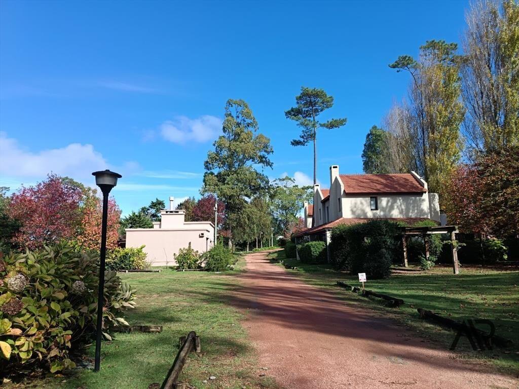 Terrenos en Venta en Parque Pinares - Barrio Privado