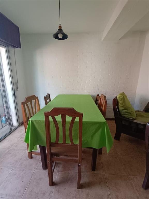 Vivienda de 4 dormitorios colonia