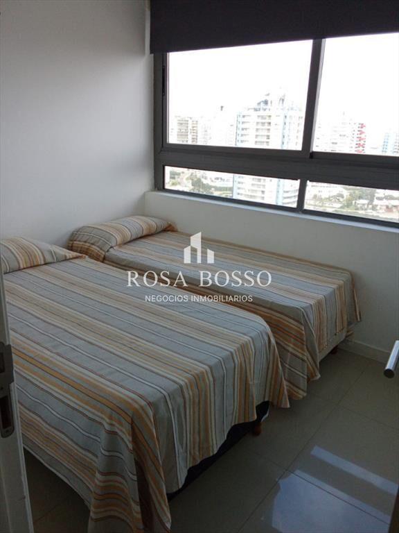 Apto 2 dorm, 2 baños y balcón