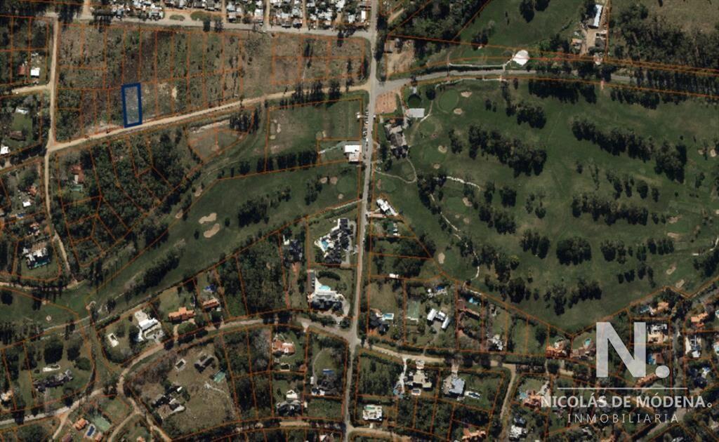 **Oportunidad** Venta de Terreno frente al Club de Golf de