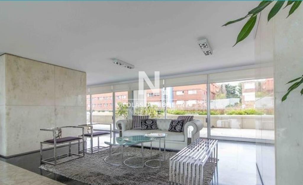 Departamento en venta, 3 dormitorios. Torre
