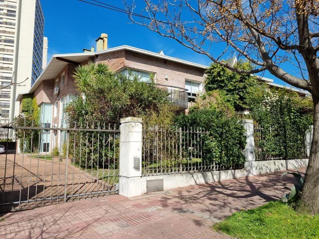 Apartamento -Loft, Puerto del Buceo, 76 m2, garage !!