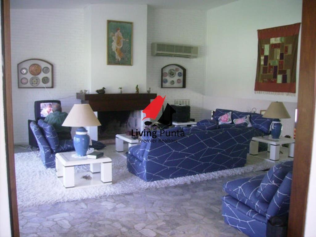 Casa en Mansa, 4 dormitorios